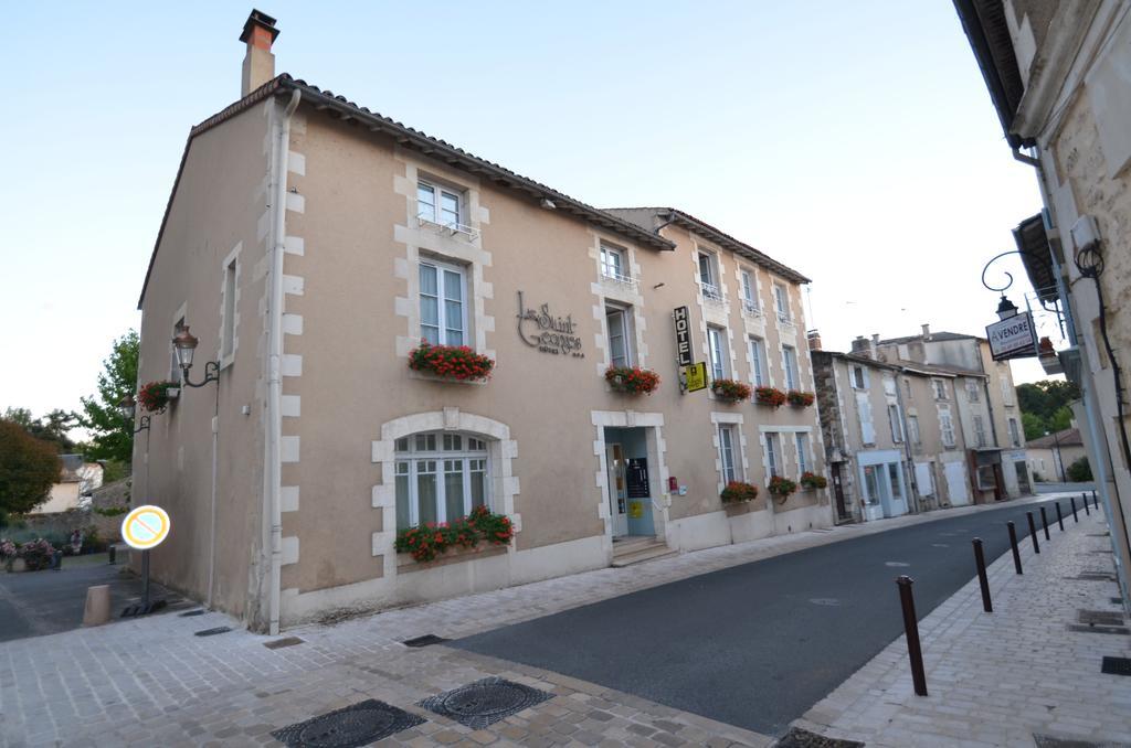 Logis Hôtel Le Saint Georges Vivonne Exterior foto